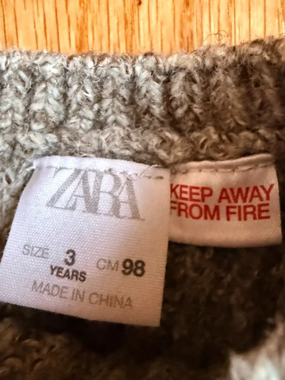 Zara 3T Sweater